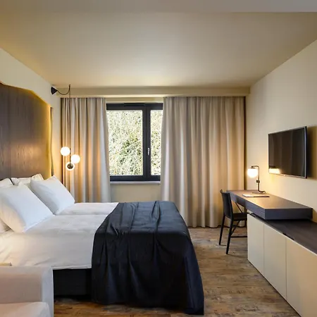 Hotel Jama - Cave Park 4*