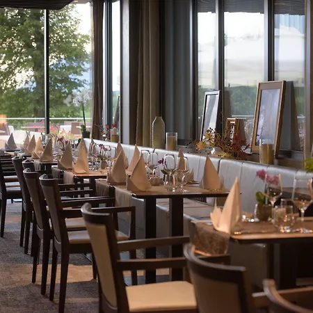 Jama - Cave Park Hotel 4*