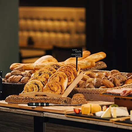 Hotel Cave Jama Postojna